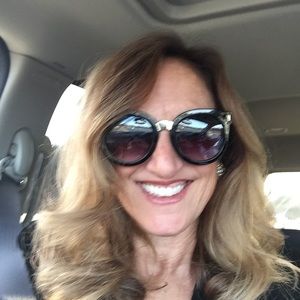 Meet your Posher, Marta